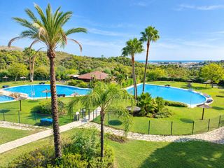 Pis a Urbanizacion parque botanico las lomas de guadalm 1. 2 dormitorios  gran terraza  piscinas todo el año  gimnasio y zo