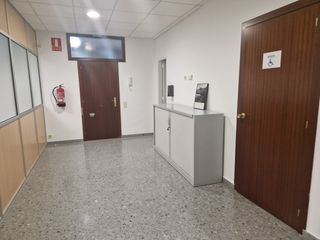 Affitto Ufficio in Avinguda de sant julià 1. Alquiler de oficina en avenida de sant julià, 1