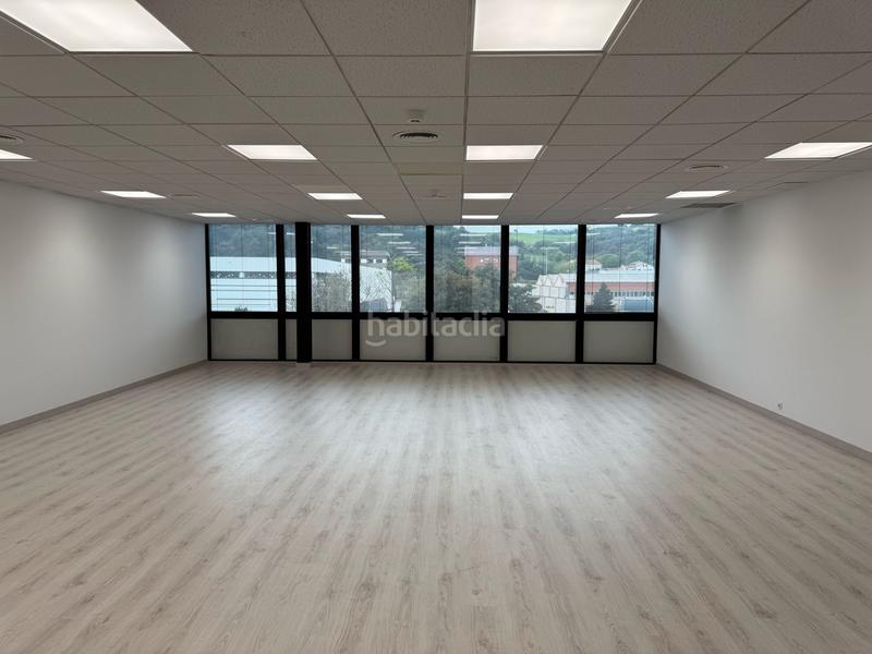 Foto 90e2a37b-24a1-42fb-92b5-80e5fcbe8a83. Rent office space in avinguda de sant julià 1 in Zona Industrial Granollers