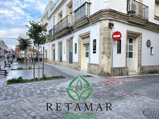 Lloguer Local Comercial a Plaza de Toros - Ayuntamiento. Alquiler  local junto a plaza del castillo