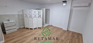Apartament a Vistahermosa. Local comercial acondicionado como apartamento en el cc de vista