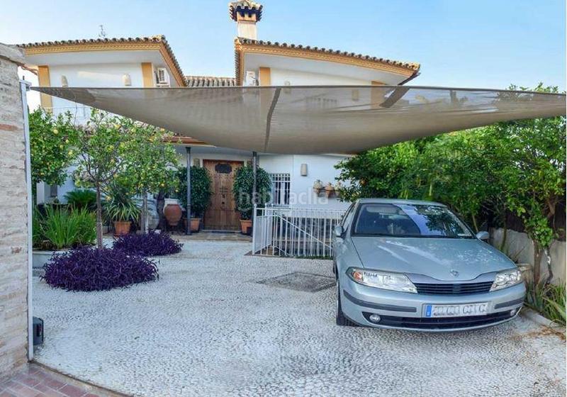 Foto 129a1bdb-b953-4fa0-9ebc-4c6d3ec6b94e. Chalet mit parking in Pago Alhaja Puerto de Santa María (El)