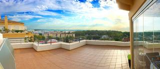 Rent Penthouse in La Angelita. Espectacular ático en carretera sanlucar con garaje cerrado