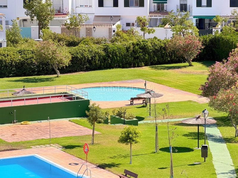 Foto 25bcc3c6-7ede-4b37-801c-dec5af06dee3. Pis amb aparcament piscina a Valdelagrana Puerto de Santa María (El)