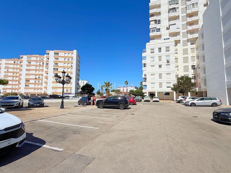Foto 748b9472-9191-411f-a632-db1c1d58e32c. Pis amb aparcament piscina a Valdelagrana Puerto de Santa María (El)