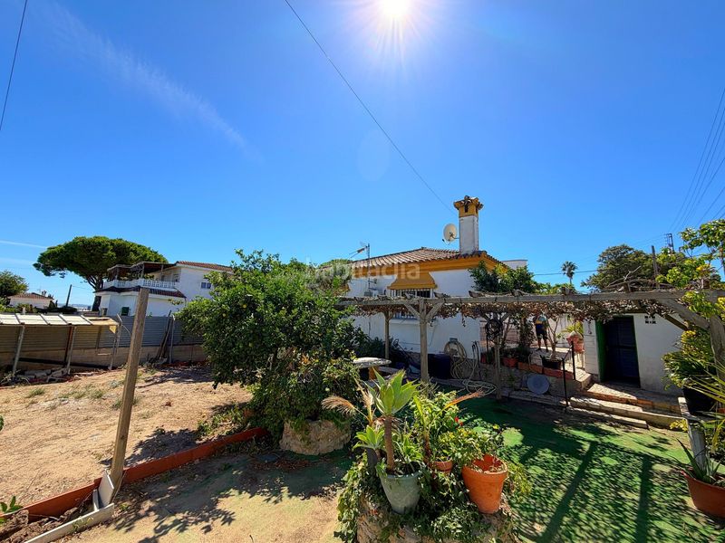 Foto a3e22fec-0b6d-4a48-a404-bbeac959f68e. Chalet mit parking in El Juncal - Vallealto Puerto de Santa María (El)
