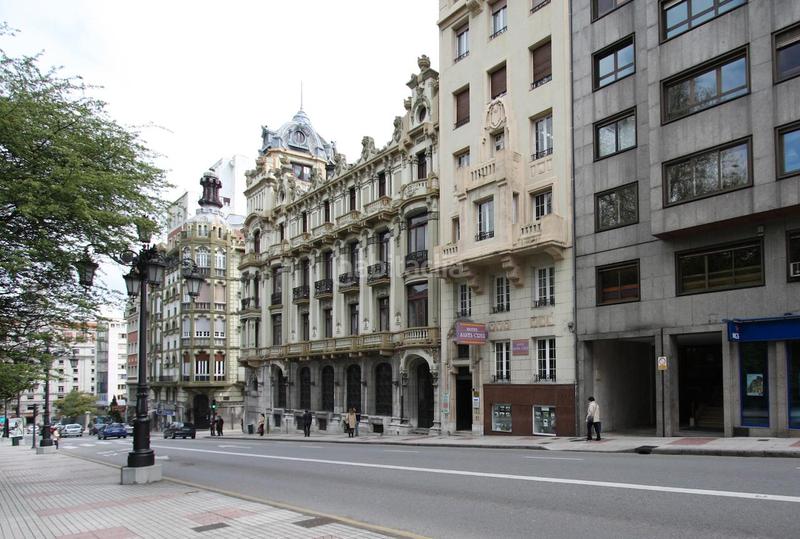 Foto b28c41a9-f85d-4812-97a9-0c281e89fd77. Rent flat in calle marqués de santa cruz 7 in Parque San Francisco - Uría Oviedo