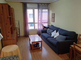 Affitto Piccolo appartamento in Avenida lisboa 3. Apartamento amueblado en alquiler en la avenida de lisboa. ovied