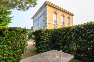 Xalet a Calle isla de la erbosa 1a. Casa de indianos en venta en luanco. asturias