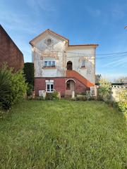 Xalet a Avenida de los monumentos 41. Chalet en venta en ciudad naranco. oviedo. asturias.