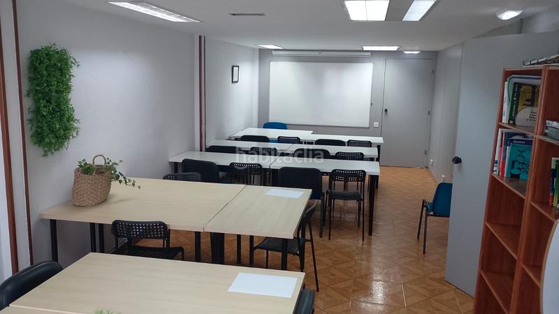 Foto cf274105-9c72-40cc-b0d4-c7f814b8c935. Location bureau dans calle uría 15 dans Parque San Francisco - Uría Oviedo