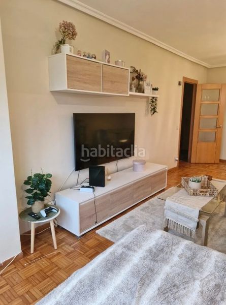 Foto 0a982bf5-9e7f-4f64-9c37-09ff5e7f6093. Pis a avenida de pando 47 a Huca - La Cadellada Oviedo