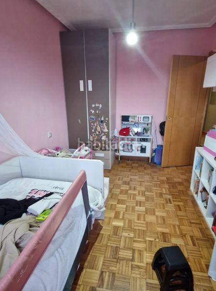 Foto ec4e8d9e-5c49-428a-ac43-966a82bf2b66. Pis a avenida de pando 47 a Huca - La Cadellada Oviedo