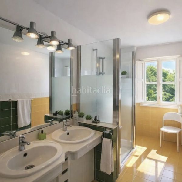 Foto 5bbbe1b5-427c-403b-b9cb-efc83c368d75. Casa adossada a calle los fresnos 13 a Llanera