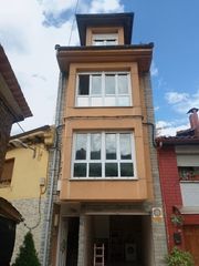 Maison jumelée à Cuesta fuente abajo 4. Casa adosada en venta en olloniego. oviedo. asturias.