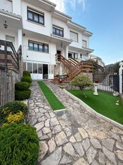 Maison jumelée  Calle la moratina 47. Chalet adosado en venta en urbanización la moratina. grao. astur