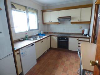 Pis  Carrer biar 9. Se vende piso en onil ref. 976