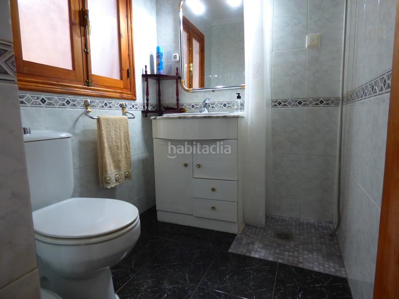 Foto 59c8c0d8-6c8d-42ce-8559-a50869990906. Haus mit kamin in Onil