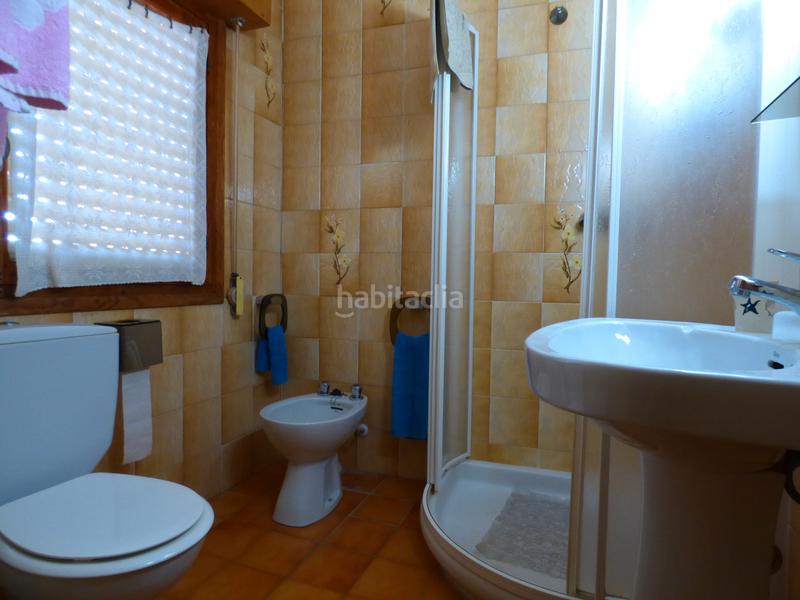 Foto f7718b4a-abc8-4c3b-bae7-0c7719460c27. Haus mit kamin in Onil