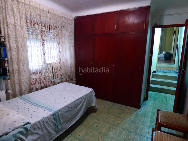 Foto 04ab6309-fdad-465e-b7a7-3a26b0f51c75. Casa aparellada amb xemeneia calefacció a Onil