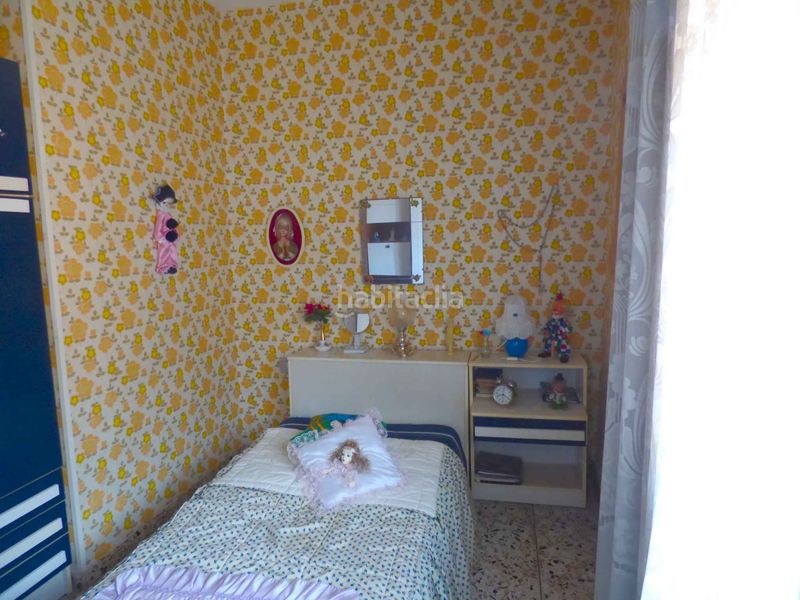 Foto a76d92ab-6ec7-4372-b231-40a8ced04d57. Casa aparellada amb xemeneia calefacció a Onil