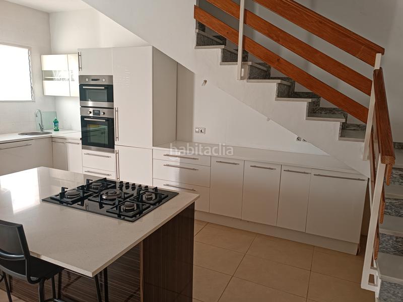 Foto 86733f38-1a67-44e0-8214-81ea76ebbf8e. Chalet mit kamin heizung in Gea y Truyols Murcia