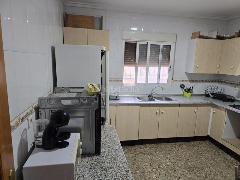 Foto fcd8c8ba-faa4-4cc1-8a03-80552efb14a1. Casa a Crevillente