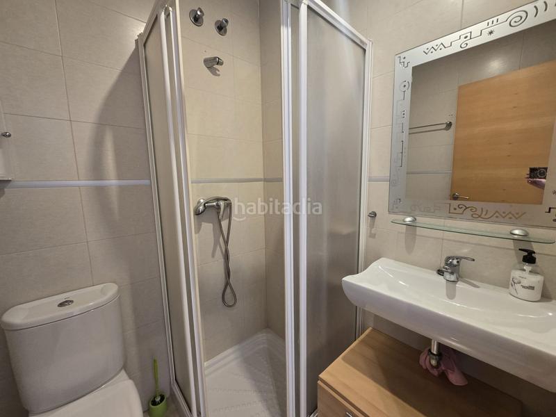 Foto 780ceda4-268c-4786-9ea5-8e8b648a735e. Alquiler apartamento disponible de septiembre a junio en Santa Pola