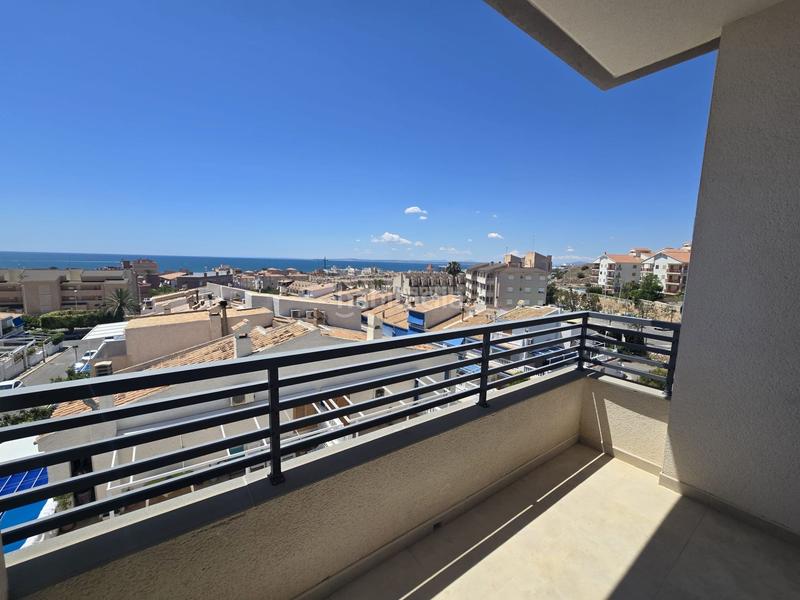 Foto 9313d217-3b81-4c92-9f16-d6f259581ae2. Alquiler apartamento disponible de septiembre a junio en Santa Pola