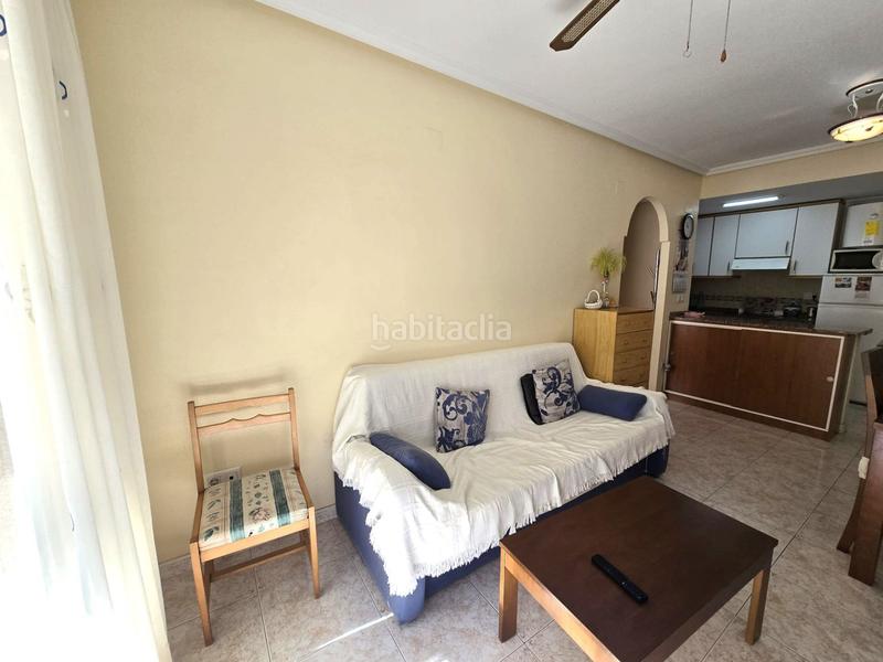 Foto b574cdb3-c556-4c3e-9ecf-8d5c2f31889a. Rent apartment in Gran Playa Santa Pola