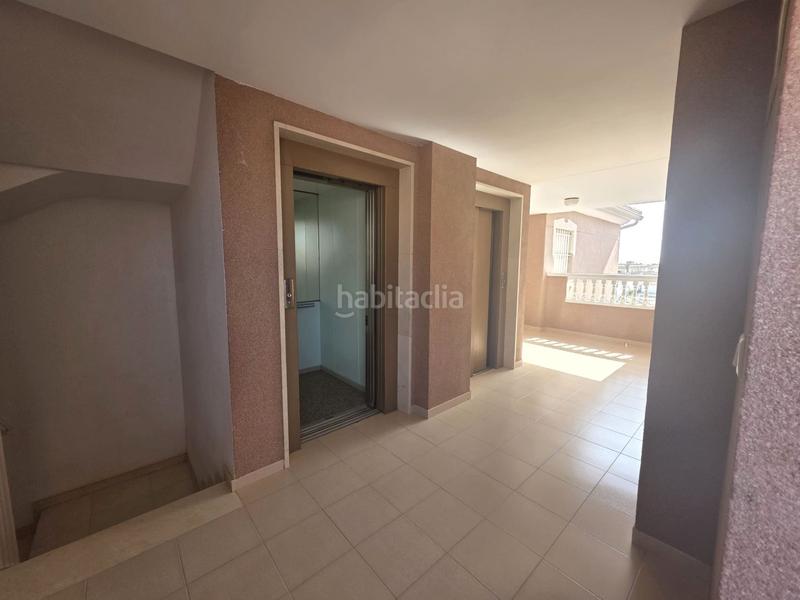 Foto e7d55d6e-36c2-4a59-9bf5-d4f172d77196. Apartament amb piscina a Playa Tamarit-Playa Lissa Santa Pola
