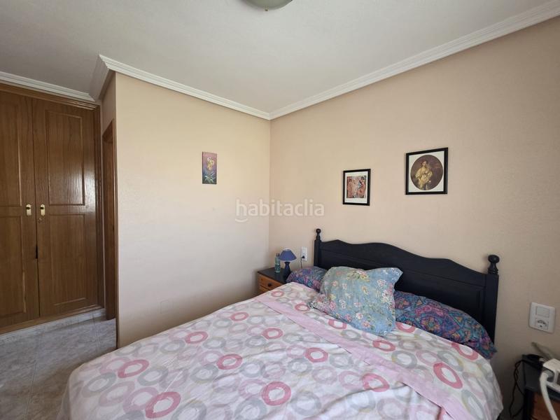 Foto f3e4ea69-7e4a-41bf-b700-135fbd9ba30d. Apartament amb piscina a Playa Tamarit-Playa Lissa Santa Pola