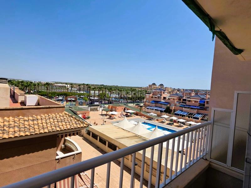 Foto 8971bd63-8633-4cc2-ae20-03d0b7b93050. Apartament a Gran Playa Santa Pola