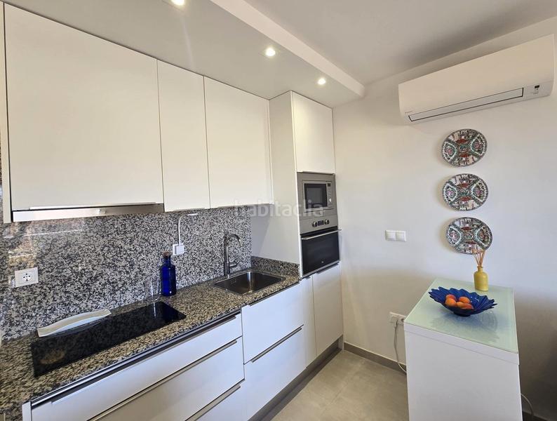 Foto cdbf0d08-246b-4198-98ea-9b9eb139702b. Alquiler apartamento en Calas Santiago Bernabeu Santa Pola