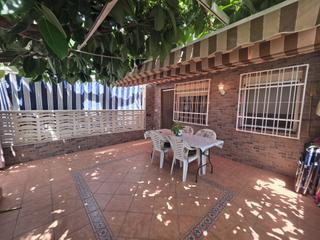 Casa a Playa Tamarit-Playa Lissa. Oportunidad única en playa lisa, santa pola!