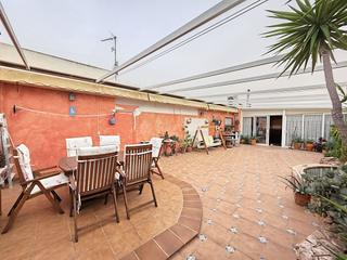 Attico in Torrellano. Atico cerca de todo , mar y ciudad a un paso