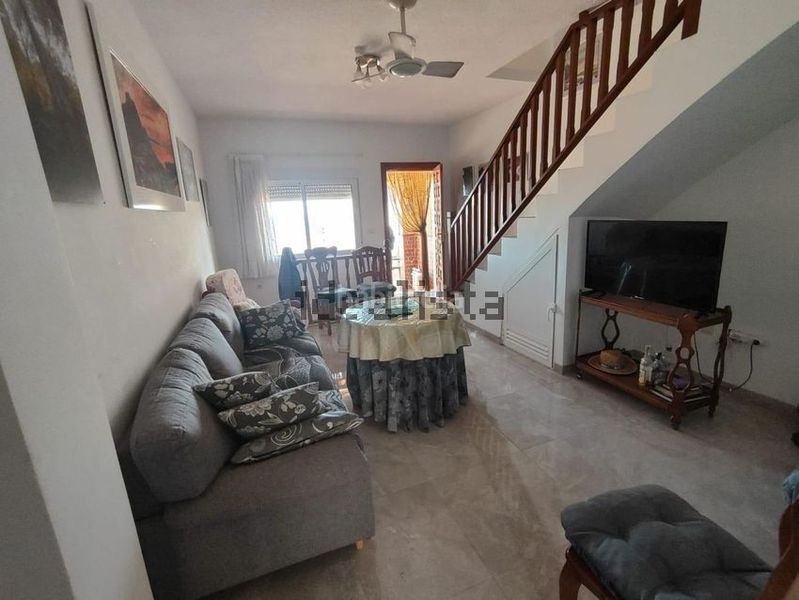 Foto 2af80d58-7fd9-4a76-8248-839a7a23f66c. Casa amb aparcament piscina a Los Arenales del Sol Elche / Elx