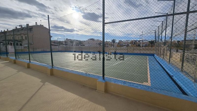 Foto 65683654-5773-4222-b4c7-aed3ca6d7702. Casa amb aparcament piscina a Los Arenales del Sol Elche / Elx
