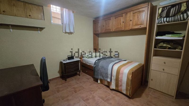 Foto a89dc250-d8be-48dc-bee6-71602c23558e. Casa amb aparcament piscina a Los Arenales del Sol Elche / Elx