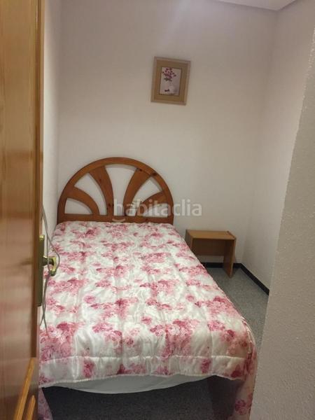 Foto b9993c9f-b6c6-40d8-b27c-37e571818497. Zweistöckige wohnung in Calas Santiago Bernabeu Santa Pola