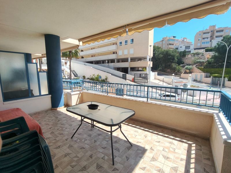 Foto 43ce2d5c-6e52-4700-b0c2-c176d06d79ab. Apartament amb piscina a Calas Santiago Bernabeu Santa Pola