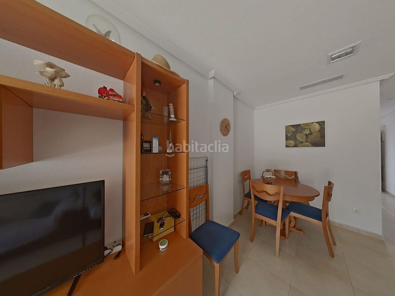 Foto d3e30a25-d836-4674-b5c2-0f252e22b1e2. Apartament amb piscina a Calas Santiago Bernabeu Santa Pola