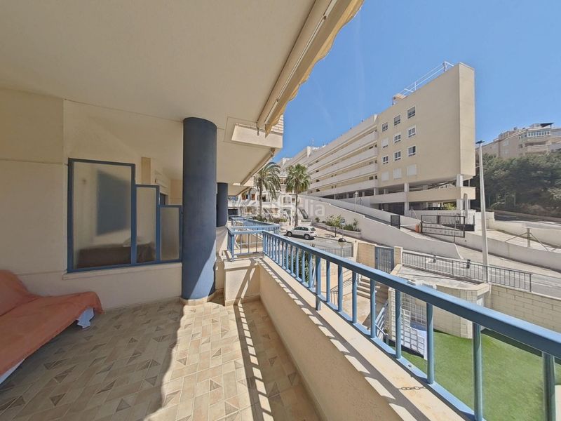 Foto ed2107a6-ac8e-4cde-bcb7-c2a5073589dc. Apartament amb piscina a Calas Santiago Bernabeu Santa Pola