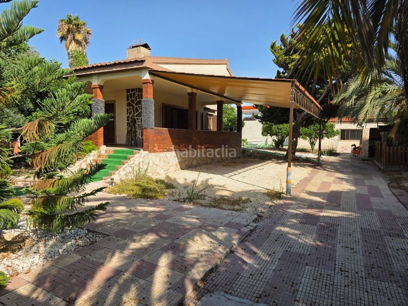 Foto 48f9a2aa-b2e3-4e59-9d49-a82b87dbc2c8. House in Albufereta Alicante