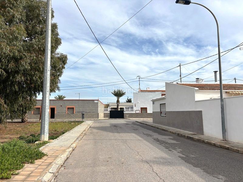 Foto 5b8a7aa7-3e84-4e6b-a0fb-382773946053. Masia a Crevillente