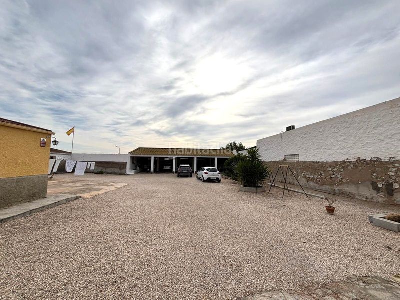 Foto a6b40d83-70fd-4e3e-ad68-79b278a4cfe2. Masia a Crevillente