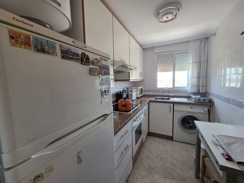 Foto 49688719-b5a2-4dae-b76a-32a6223c3ec3. Apartament amb piscina a Gran Playa Santa Pola