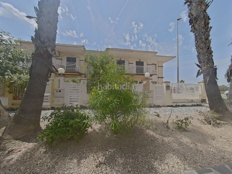Foto b4ad6d82-7671-4f97-8aec-6f4480965a12. Casa amb calefacció a Gran Playa Santa Pola