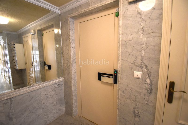 Foto b63a10ce-646e-46f9-a392-7366fc923ae8. Rent apartment with heating in Playa Levante Santa Pola