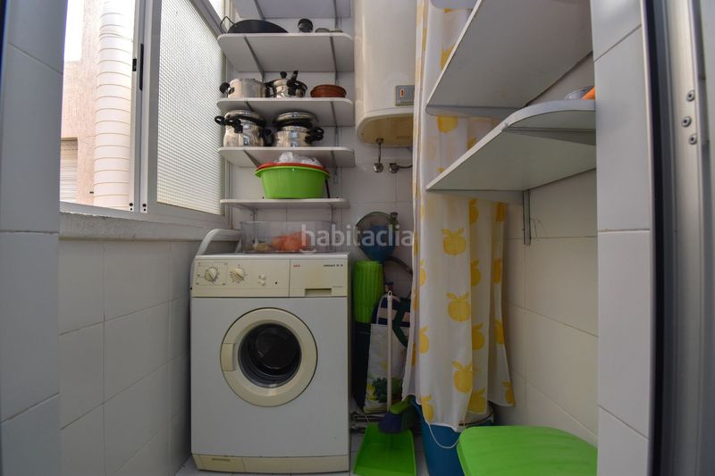 Foto db09d88a-ed4d-41ff-baff-663da2d60a6b. Rent apartment with heating in Playa Levante Santa Pola
